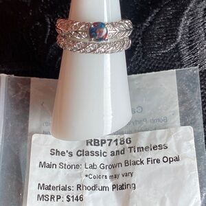 Bomb party OG ring Shes classic and timeless